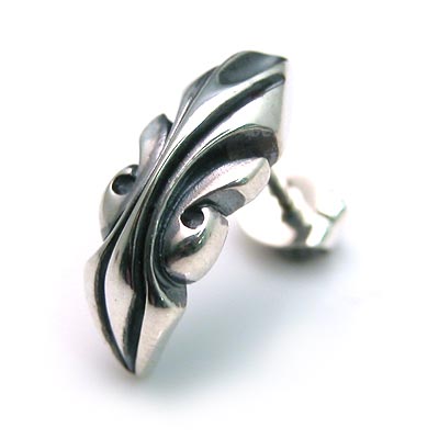 【配送選択可。ネコポス便は送料無料（指定日・ギフト不可）】シルバーピアス [DP-017]