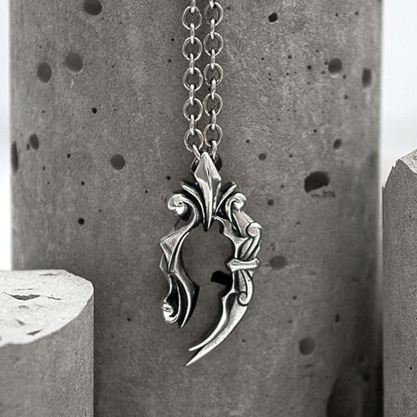 【配送選択可。ネコポス便は送料無料（指定日・ギフト不可）】【BLOODY BOWIE】　シルバーペンダント [DT-360]