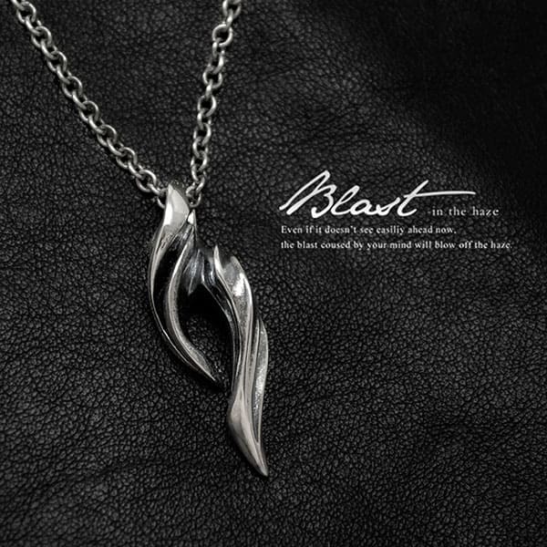 送料無料 【blast -In the Haze-】　シルバーペンダント [DT-402]