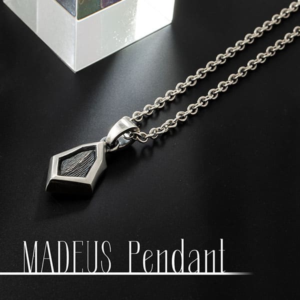 送料無料 シルバーペンダント 「MADEUS」 (メンズ) [DT-500]